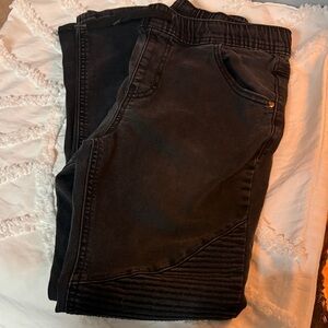 listing-status-banner